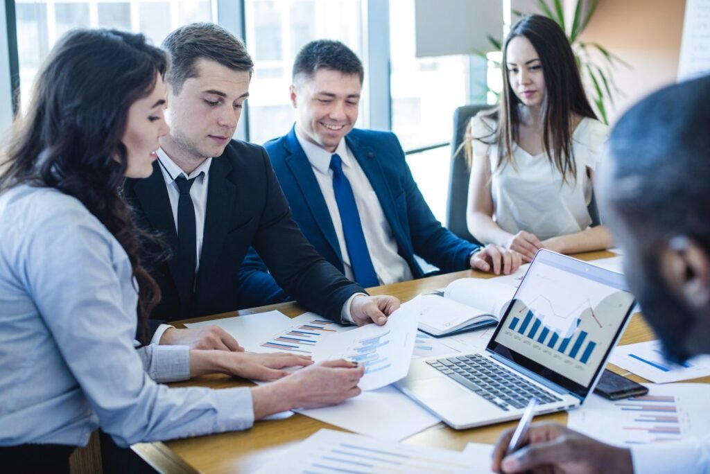 The Ultimate Guide to Outsourcing for Accountants: Streamline Operations and Reduce Costs